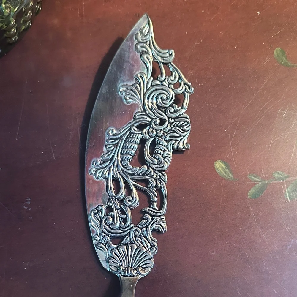 Godinger Intricate Silver Plated Fish Server